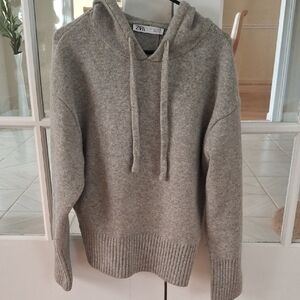 Zara Gray Knit Hoodie